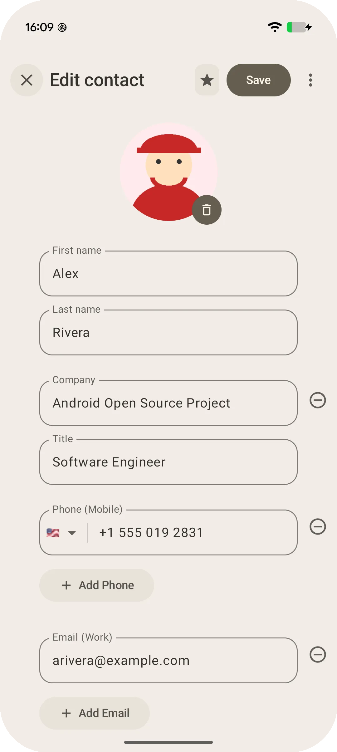屏幕截图 2 - 标题：全屏模拟“向现有联系人添加信息”：Android 界面暂定设计的屏幕截图，显示了全屏联系人编辑器，其中包含头像选择器、姓名、电话和邮箱字段。全页设计采用渐进式披露条状标签来显示次要字段。设计上标有“UX not Final”（用户体验尚未最终确定）。