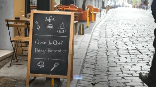 Brille – Universal Translator GIF.gif