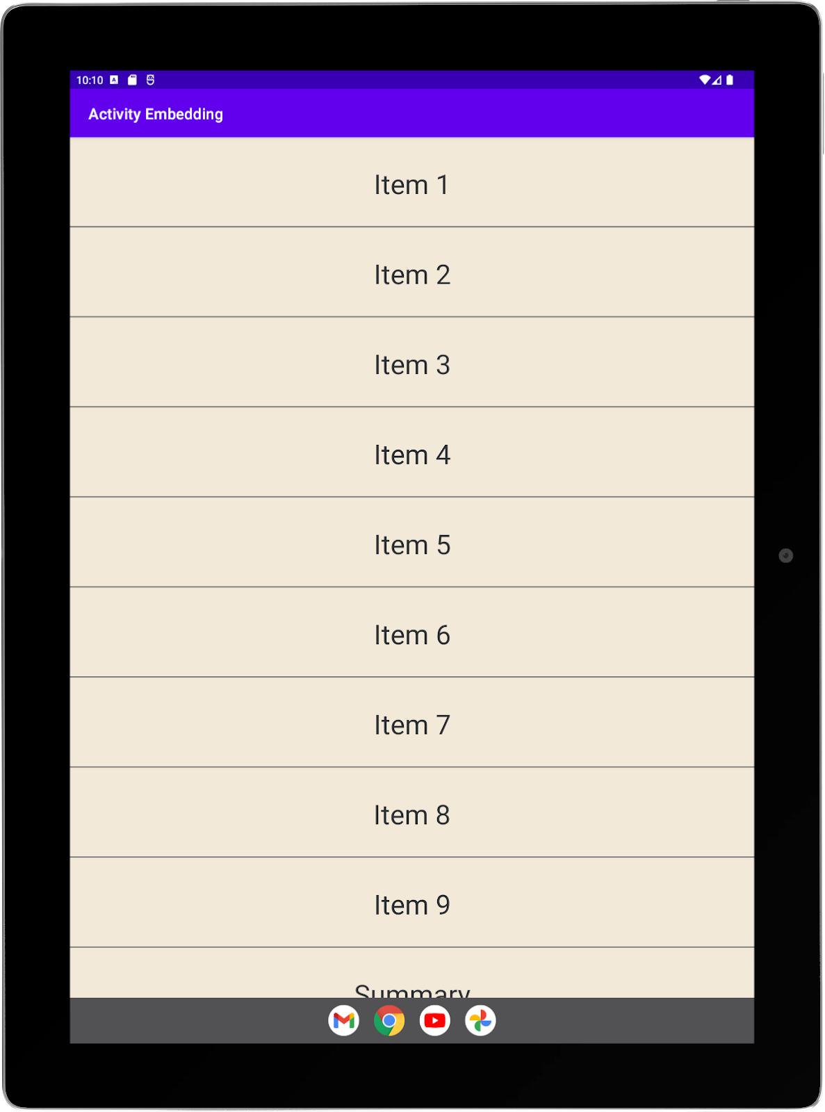 Grande tablette avec une application exemple exécutée en mode portrait Activité &quot;Liste&quot; en plein écran